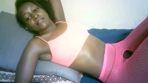 Snapshot of nastyafrika chatting on October 8, 1:43 am Marie online show from October 8, 1:43 am