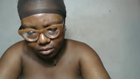 nastyhairy7 online show from October 7, 7:35 am