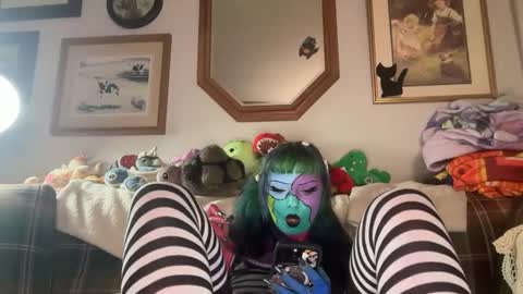     online show from September 25, 3:38 am