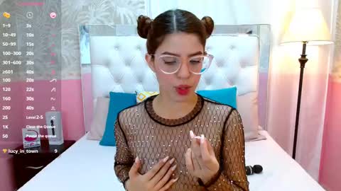  online show from February 11, 7:59 pm