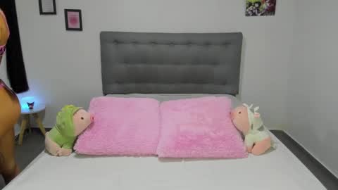 Snapshot of nata_gil19 chatting on February 19, 2:23 am Karo online show from February 19, 2:23 am