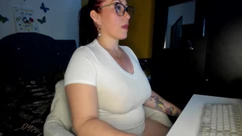 Snapshot of nata_paris chatting on January 13, 12:30 am Natalia online show from January 13, 12:30 am