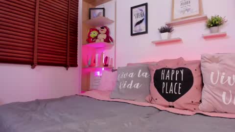 nata_villalobos online show from May 14, 2:17 am