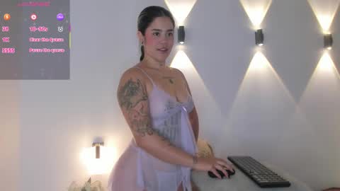 Natttttttttttttttt online show from November 10, 10:43 am