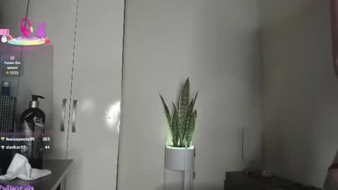 natababe_ online show from July 10, 7:42 am