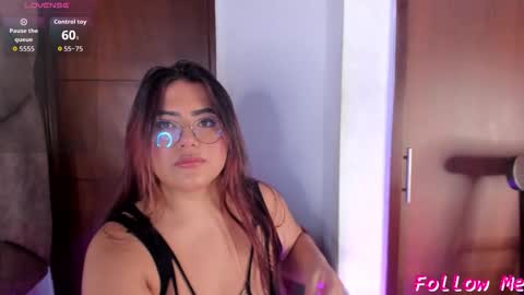 Snapshot of natacurvy chatting on September 16, 2:41 am natasha online show from September 16, 2:41 am