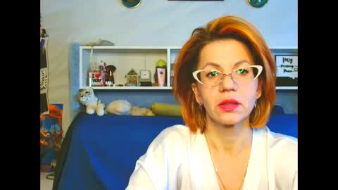 Snapshot of natali3855 chatting on March 8, 11:45 am Natali online show from March 8, 11:45 am
