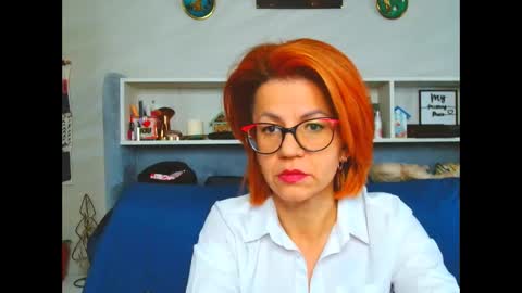 Snapshot of natali3855 chatting on February 9, 12:19 pm Natali online show from February 9, 12:19 pm
