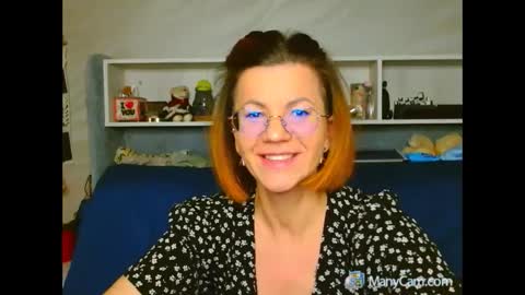 Snapshot of natali3855 chatting on December 22, 5:10 pm Natali online show from December 22, 5:10 pm
