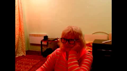 natali online show from April 12, 8:06 am