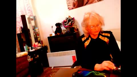 natali online show from December 29, 8:33 am