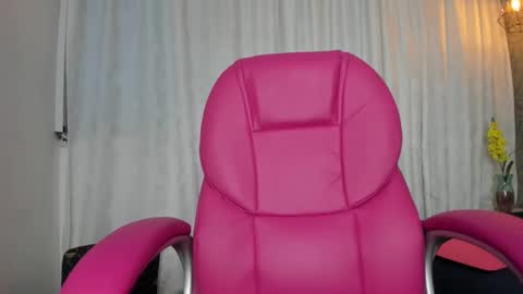 Snapshot of natali___ chatting on September 30, 12:44 pm NATALI KIDMAN online show from September 30, 12:44 pm