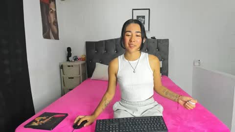 Snapshot of natalia54_ chatting on February 27, 11:48 pm NATI online show from February 27, 11:48 pm