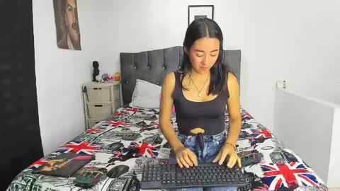 Snapshot of natalia54_ chatting on February 26, 11:48 pm NATI online show from February 26, 11:48 pm