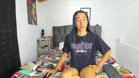 Snapshot of natalia54_ chatting on March 2, 11:17 pm NATI online show from March 2, 11:17 pm