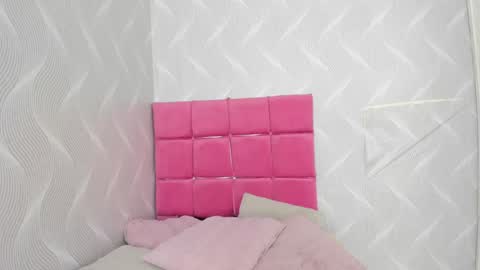 Snapshot of natalia_aguirre chatting on January 10, 12:26 pm Naty online show from January 10, 12:26 pm