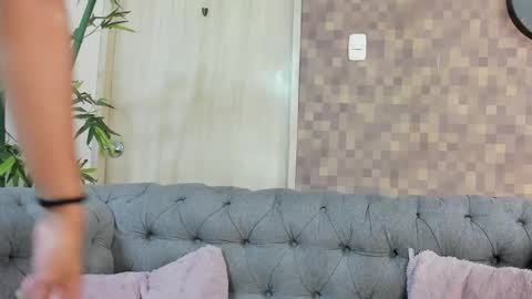 Snapshot of natalia_aguirre chatting on September 18, 12:37 pm Naty online show from September 18, 12:37 pm