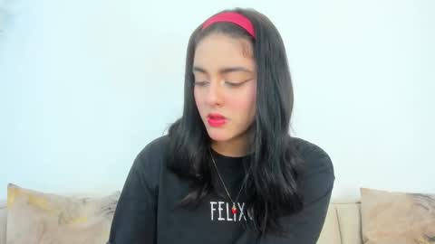 Snapshot of natalia_aguirre chatting on October 14, 12:41 pm Naty online show from October 14, 12:41 pm