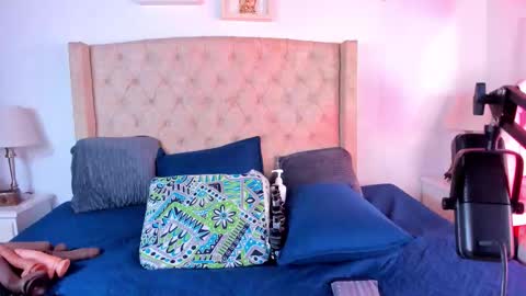 Natalia online show from September 23, 3:37 am