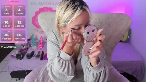 Nataliua Henao online show from January 17, 11:12 pm