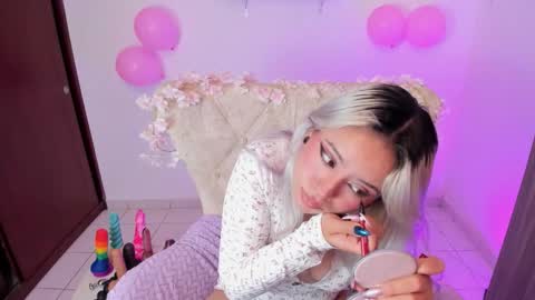 Snapshot of nataliahenao_69 chatting on September 26, 4:43 am Nataliua Henao online show from September 26, 4:43 am