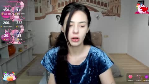 Snapshot of natalimillers chatting on December 12, 6:47 am Natali online show from December 12, 6:47 am