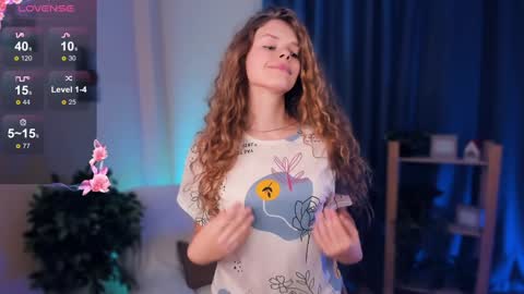 Natalie online show from December 2, 7:10 am