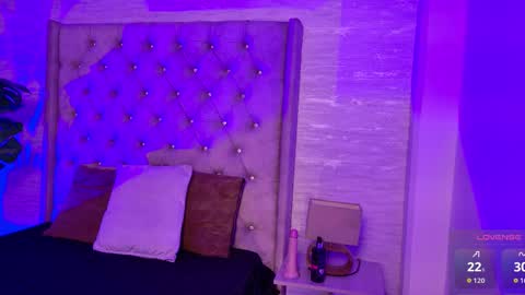 nataly_lblanck online show from November 22, 3:37 pm