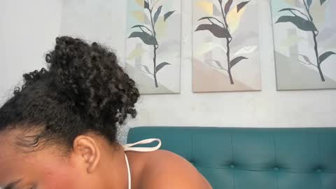 Snapshot of nataly_velez chatting on February 20, 4:36 pm Naty online show from February 20, 4:36 pm