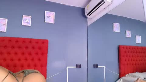 Snapshot of nataly_velez chatting on February 12, 7:02 pm Naty online show from February 12, 7:02 pm