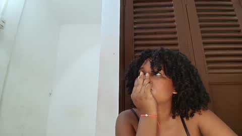 Snapshot of nataly_velez chatting on March 8, 11:18 pm Naty online show from March 8, 11:18 pm