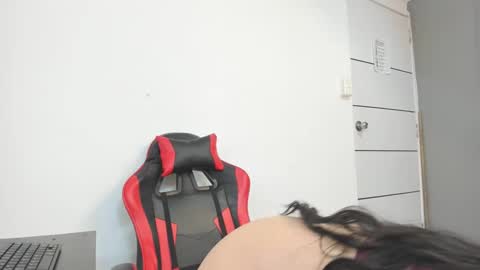 nataly_walker online show from September 14, 4:32 am