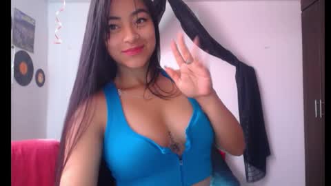 Nataly Escobar online show from January 18, 2:02 pm