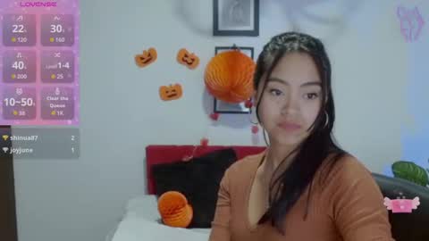 Nataly Escobar online show from October 9, 4:44 pm