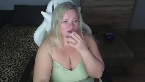 Snapshot of natascha1202 chatting on January 2, 7:07 pm Natalli online show from January 2, 7:07 pm