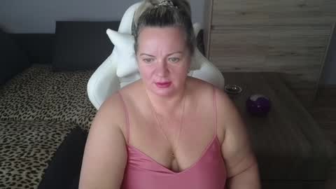 Snapshot of natascha1202 chatting on December 2, 8:48 am Natalli online show from December 2, 8:48 am
