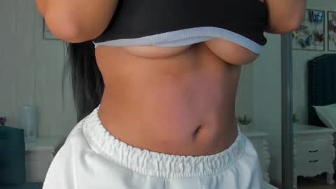 natasha04   online show from January 17, 4:09 am