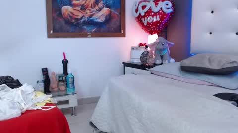 Natasha online show from February 22, 3:32 pm