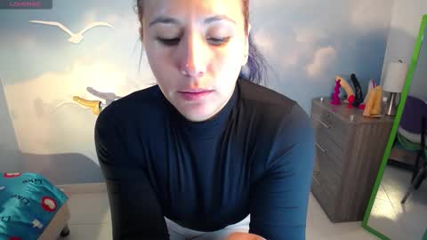 Snapshot of natasha_bernett chatting on September 10, 9:48 pm Natasha Bernett online show from September 10, 9:48 pm