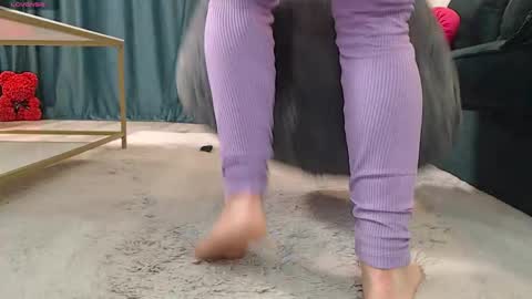 Snapshot of natasha_bigass chatting on October 23, 9:21 pm Naty online show from October 23, 9:21 pm