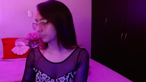 Naty Jg online show from December 5, 10:23 pm