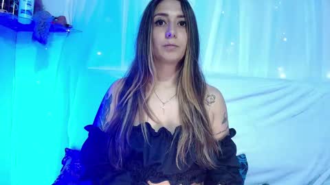 Snapshot of natasha_peach_ chatting on January 6, 10:37 pm Natasha online show from January 6, 10:37 pm