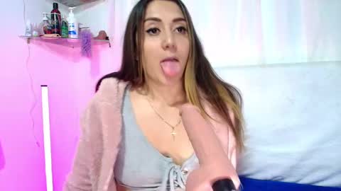 Snapshot of natasha_peach_ chatting on January 23, 11:26 pm Natasha online show from January 23, 11:26 pm
