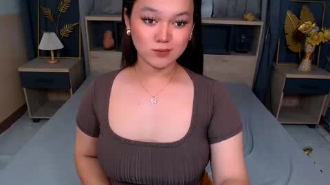 natasha_santiago5 online show from October 23, 9:43 pm