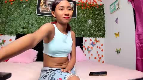 Snapshot of natashahot_21 chatting on January 9, 1:13 pm natashahot_21 online show from January 9, 1:13 pm