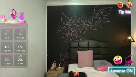 Snapshot of natashamason chatting on October 10, 12:10 pm Natasha Mason online show from October 10, 12:10 pm