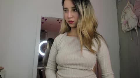 Snapshot of natasna1 chatting on January 10, 5:15 am Natasha Independent model online show from January 10, 5:15 am