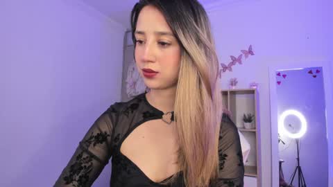 Snapshot of natasna1 chatting on January 7, 5:01 am Natasha Independent model online show from January 7, 5:01 am