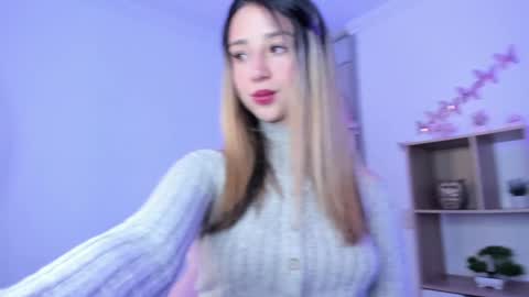 Snapshot of natasna1 chatting on December 17, 4:01 am Natasha Independent model online show from December 17, 4:01 am
