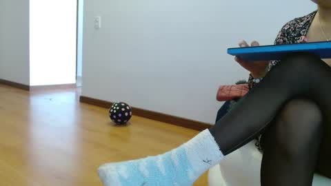 nath_dawson online show from December 24, 12:00 pm